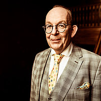 Denis Scheck erzählt und liest aus seinem Buch „Schecks kulinarischer Kompass“ (PIPER)