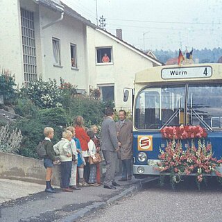 1.7.1971: Der erste Stadtbus fährt nach Würm