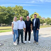 Freuen sich auf die Pforzheimer Winterwelt: Sandra Noack und Rafael Müller sowie Vincenzo Bottazzo und WSP-Direktor Oliver Reitz.