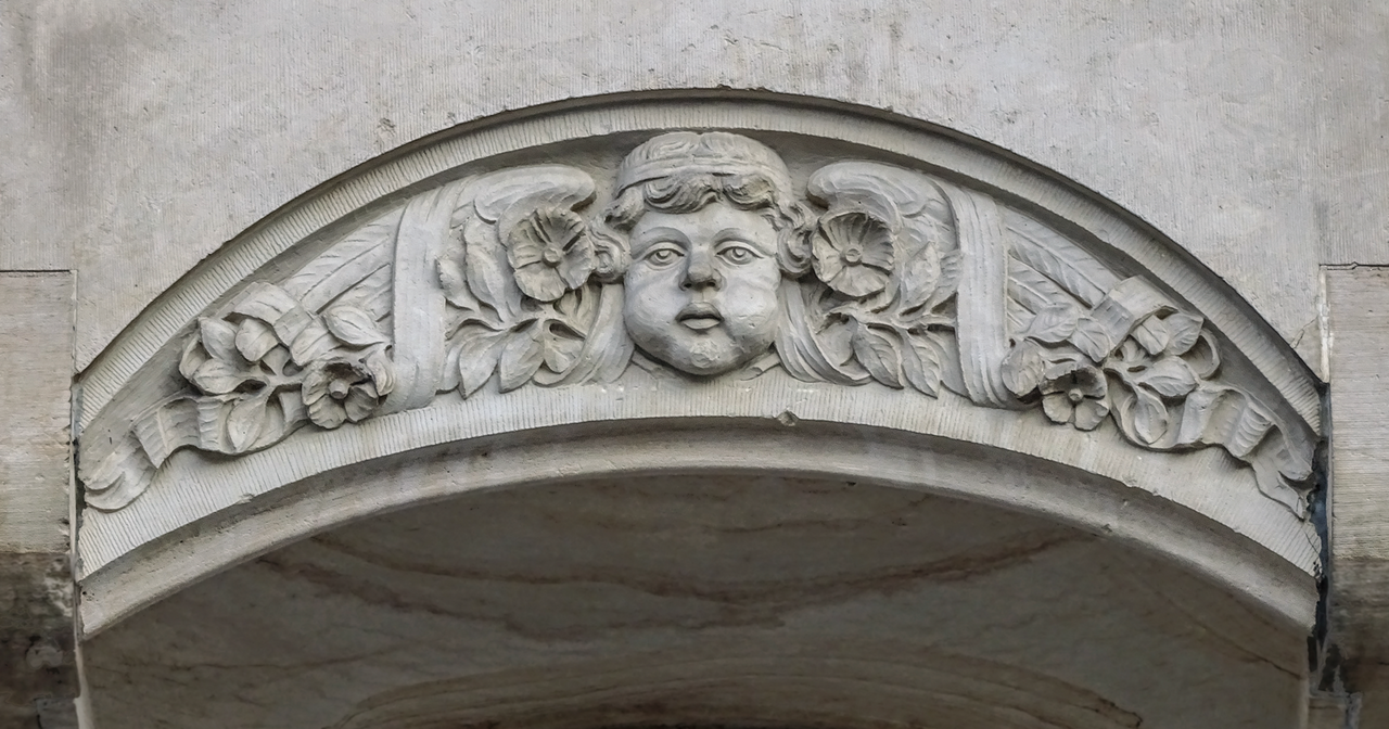 Farbfoto: Bauschmuck Lameystraße 29 - copyright:Fotoverlag Günter Beck