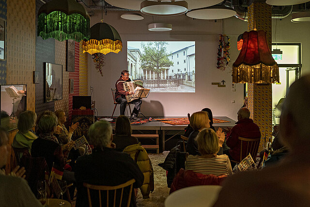 Salon der Kulturen PF8 Ausstellung