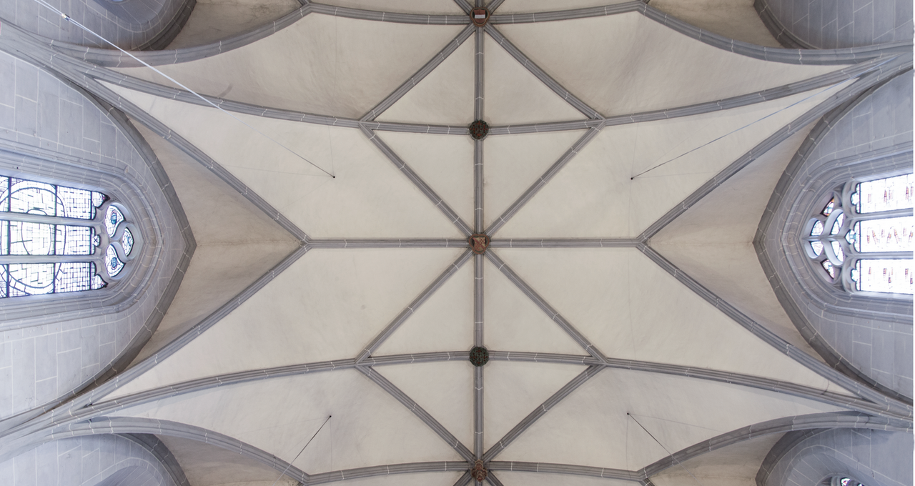 Farbfoto Deckengewölbe in der Schloßkirche - copyright:Fotoverlag Günter Beck