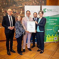 Farbfoto: Gruppenbild Verleihung des Europapreis der Europa-Union Baden-Württemberg