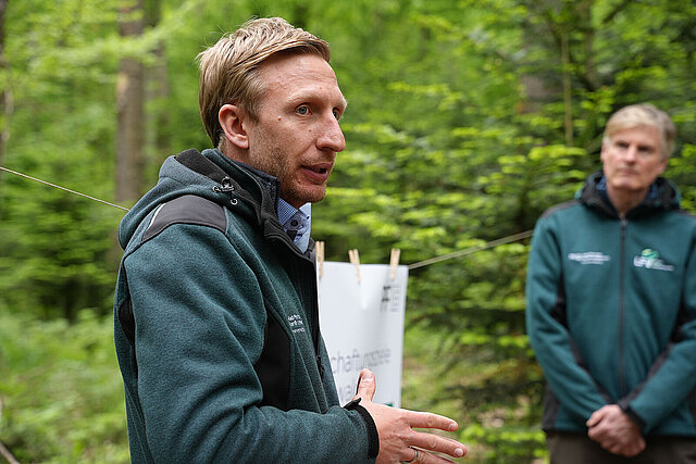Farbfoto: Leiter der städtischen Forstverwaltung, Mario Seefelder