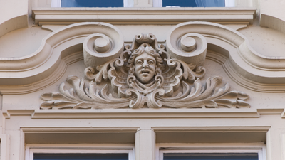 Building decoration Zähringerallee 37