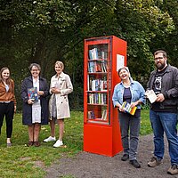 Offener Bücherschrank an der Bleichstraße