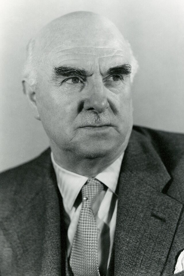 Theodor Scheidt Dieses Bild zeigt eine Portraitaufnahme von Theodor Scheidt im Jahr 1967. - copyright:Stadtarchiv Pforzheim, S1-29-S-34-P-1,