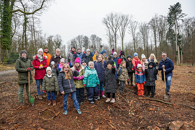 Gruppenbild Jahrgangswäldle mit OB