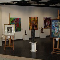Ausstellung Porträt in Galerie-Prag4