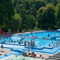 Morgen-Yoga für Alle im Nagoldfreibad