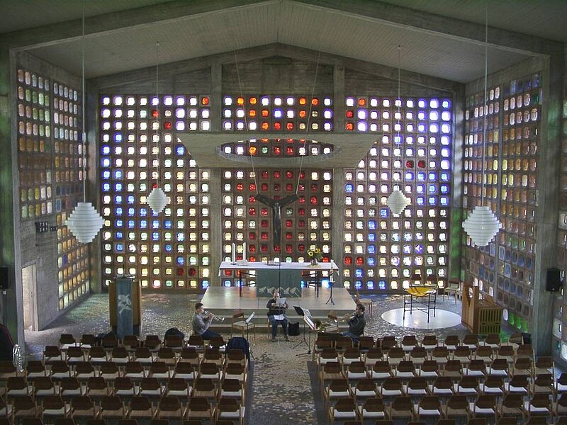 Innenansicht der ev. Matthäuskirche Innenansicht der ev. Matthäuskirche