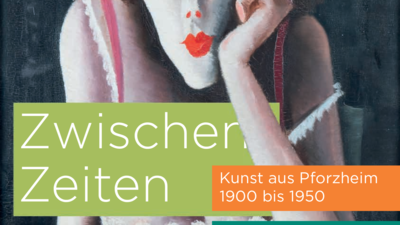 rz_pforzheimgalerie_zwischenzeiten_plakat_594x841.indd Auf dem Bild ist das Plakat zur Ausstellung "Zwischen Zeiten" Kunst aus Pforzheim 1900 bis 1950 zu sehen. Abgebildet ist ein Gemälde des Künstlers Richard Ziegler "Die Kartenleserin" von 1927, 1928.