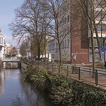 Farbfoto: Der Metzelgraben an der Werderstraße. - copyright:Günter Beck