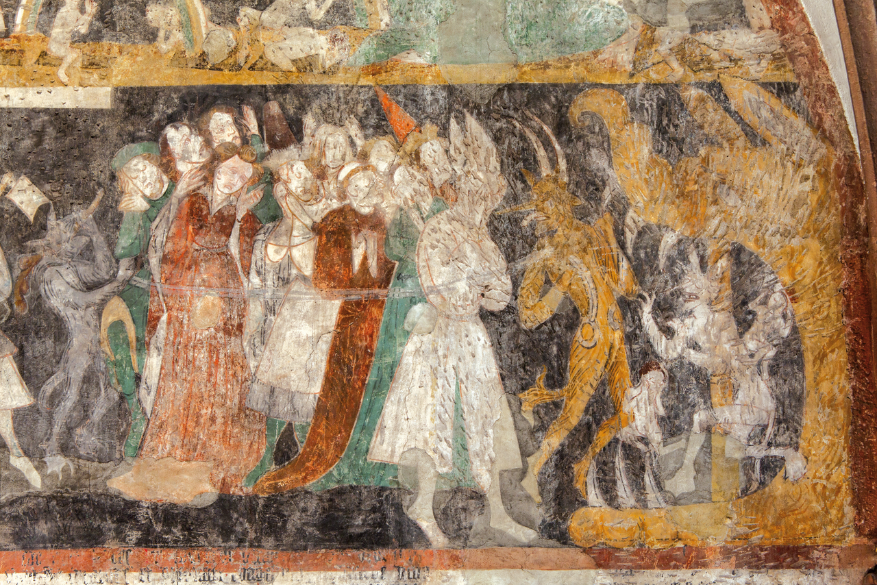 Farbfoto: Detailaufnahme der Wandbilder im Chorraum der Altstadtkirche St. Martin. - copyright:Fotoverlag Günter Beck