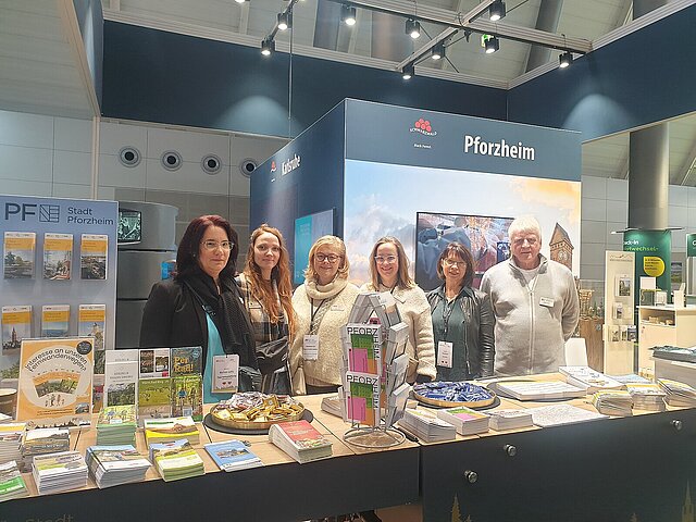 Bettina Reitze-Lotz (WSP), Rosanne Lindner (TMP), Claudia Eitel (WSP), Tanja Dahl-Zorn (WSP), Angelika Taudien (Gasometer), Jürgen Hecht (Gasometer) bei der CMT 2025.