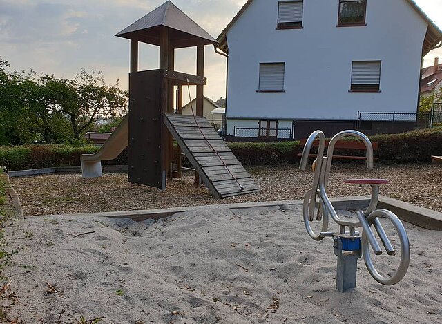Spielplatz am Drei-Eichen-Weg Foto vom Spielplatz am Drei-Eichen-Weg