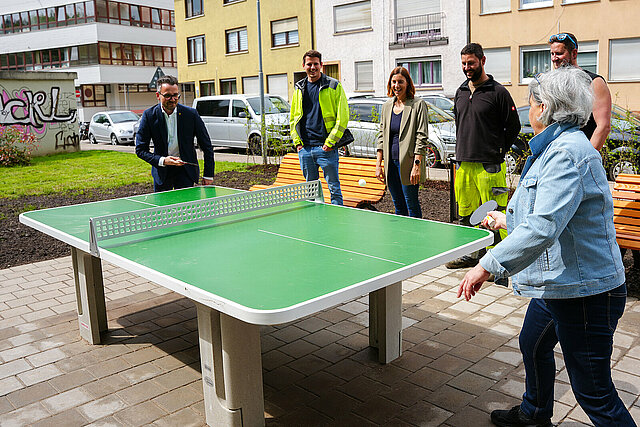 Übergabe Tischtennisplatte