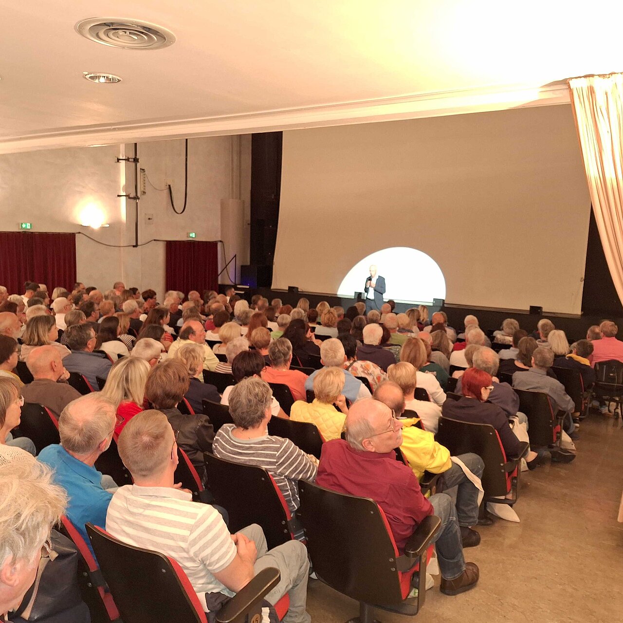 Kinoabend für Engagierte 2023 im Kulturhaus Osterfeld - copyright:Stadt Pforzheim
