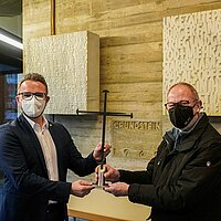 Übergabe Wandernagelkreuz