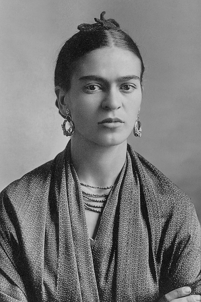 Frida Kahlo, fotografiert von Guillermo Kahlo - copyright:Guillermo Kahlo, Public domain, via Wikimedia Commons