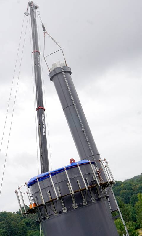 Anlieferung Schornstein Heizkraftwerk Pforzheim